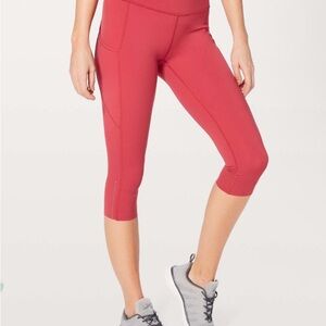 Euc Lululemon Fast & Free Crop II *Nulux 19" 4